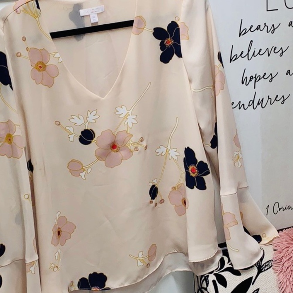 Fall blouse trending colors